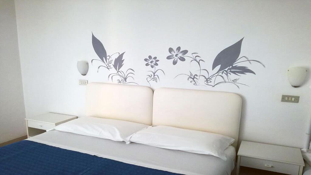 Albergo B&B Serafini Rimini Dış mekan fotoğraf