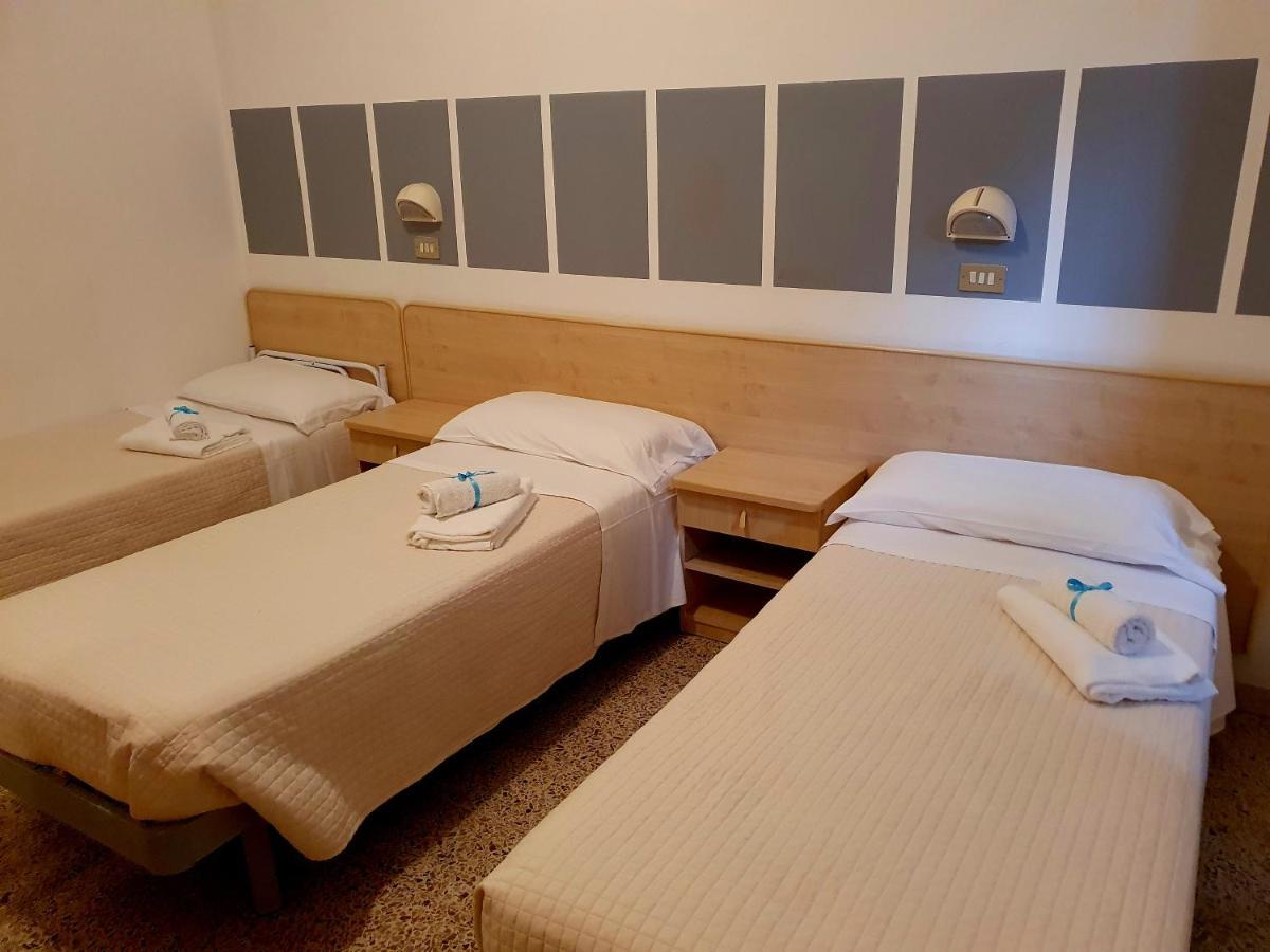 Albergo B&B Serafini Rimini Dış mekan fotoğraf